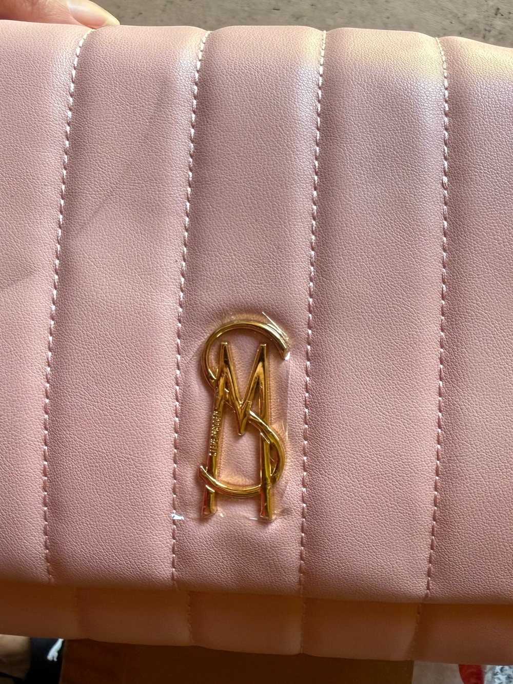 Steve Madden Pink Quilted Shoulder Bag with Gold Chain - Picture 2 of 4